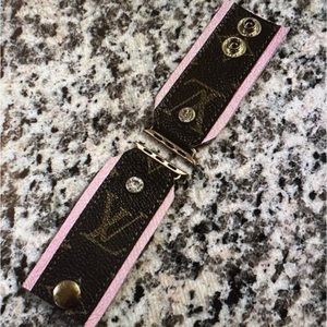 Spark*l LV bow style Apple Watch band 38/40